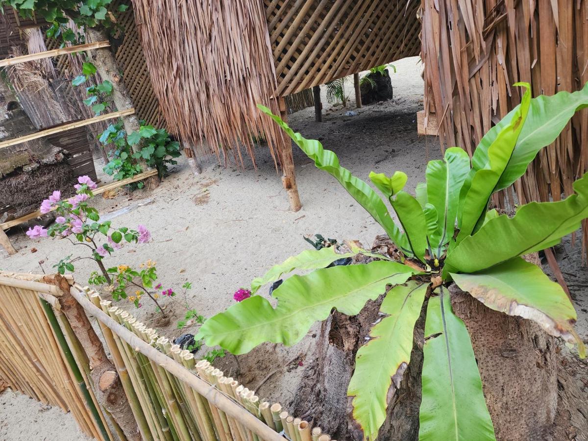 Bice Camp Bucana Beach Ел Нидо Екстериор снимка